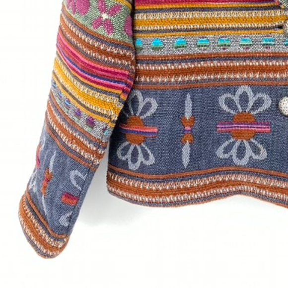 Bagatelle Handwoven Western Inspired Blanket Style Jacket - Picture 7 of 10